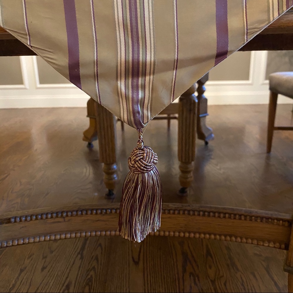 Custom Table Runner - image 2